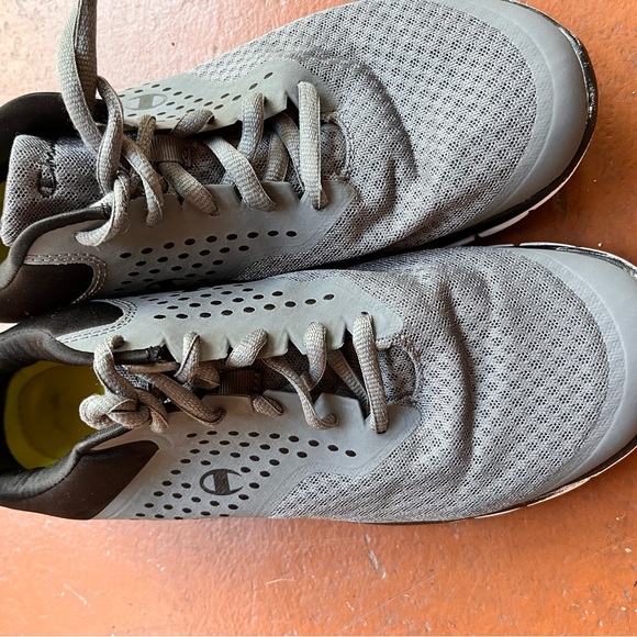 CHAMPION RUNNING SNEAKERS - Picture 9 of 11